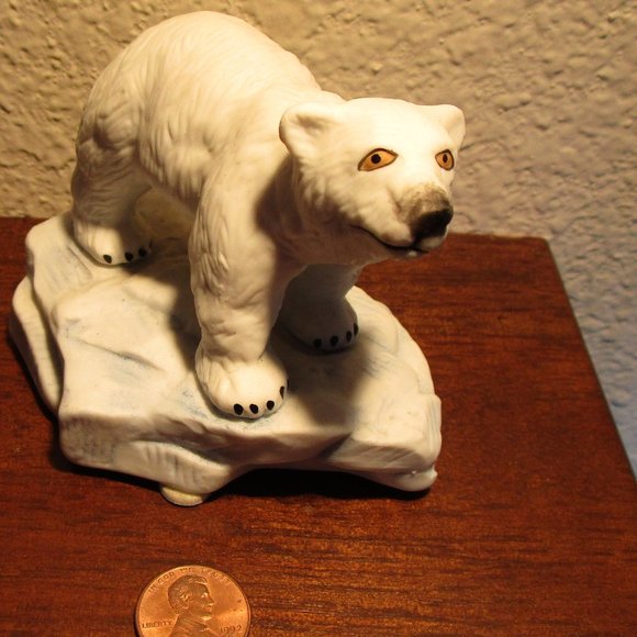 Set #2 of Eight  Miniature Bear Figurines - Picture 15 of 16